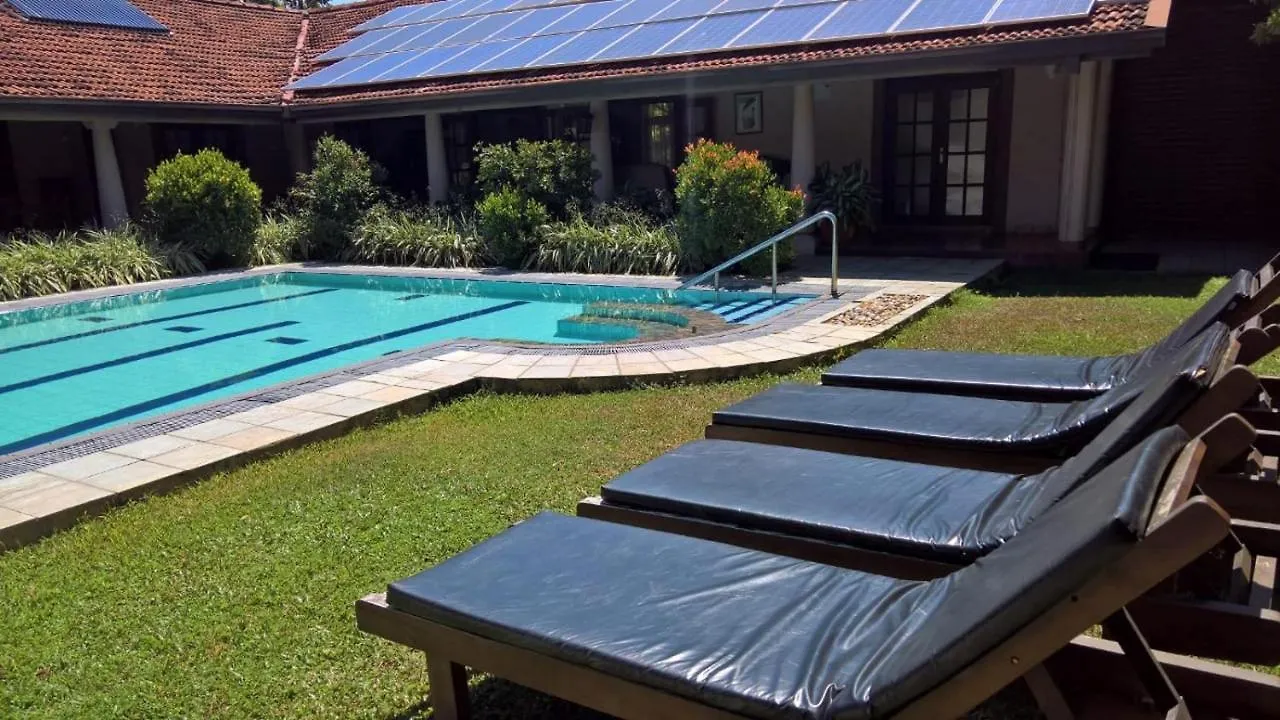 Bed & Breakfast Tropical Villas Negombo