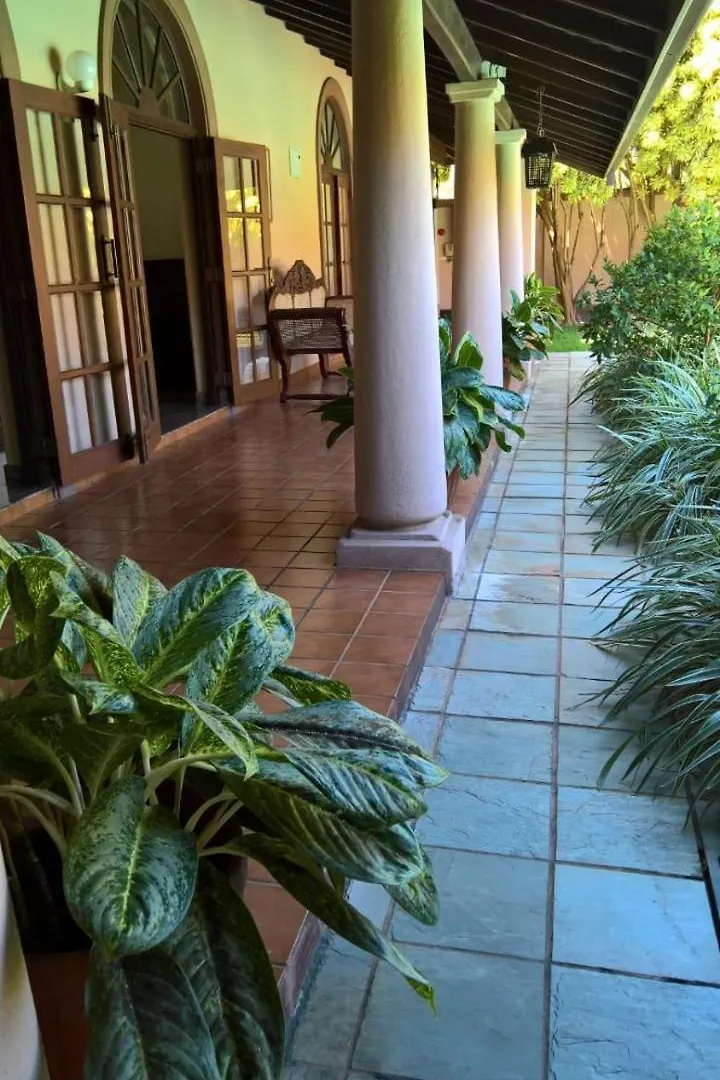 Oda ve Kahvaltı Tropical Villas Negombo