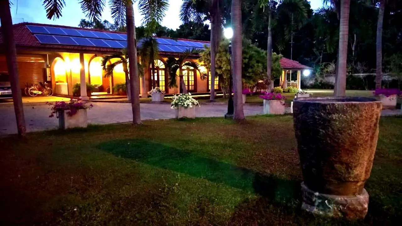 Oda ve Kahvaltı Tropical Villas Negombo