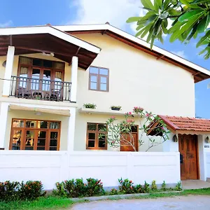 Park Lane Negombo